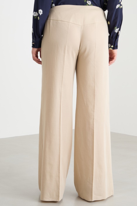 Pantalone ampio in crepe