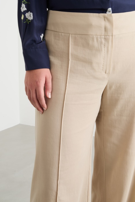 Pantalone ampio in crepe
