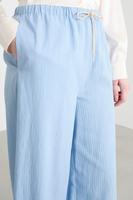 Pantalone ampio con coulisse