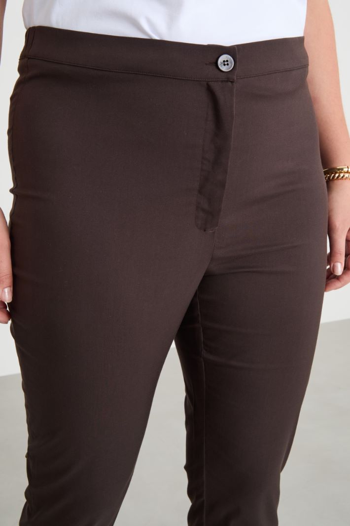 Skinny trousers in cotton poplin Intrend - 3