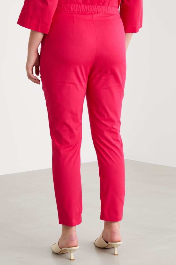 Skinny trousers in cotton poplin Intrend - 4