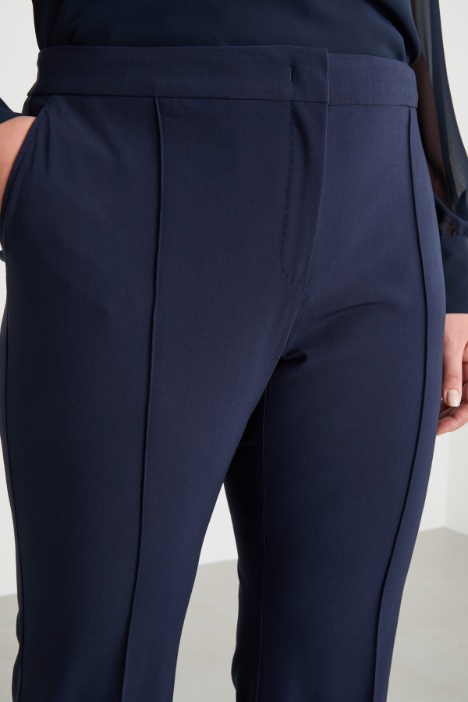 Pantalón con nervios