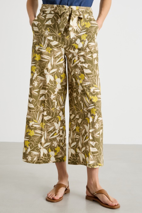 Pantalone ampio e crop