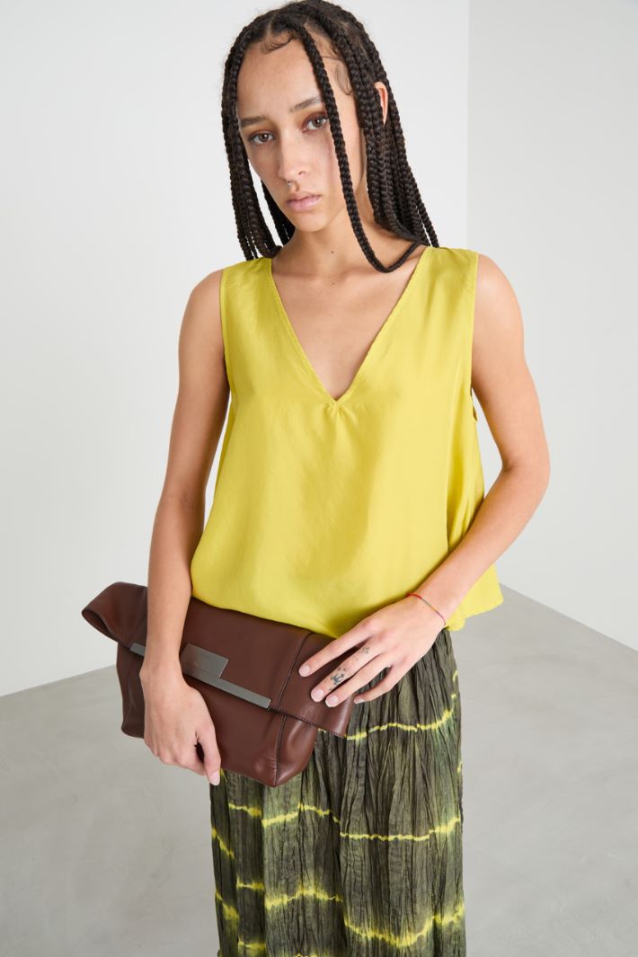 V-neck top Intrend - 2