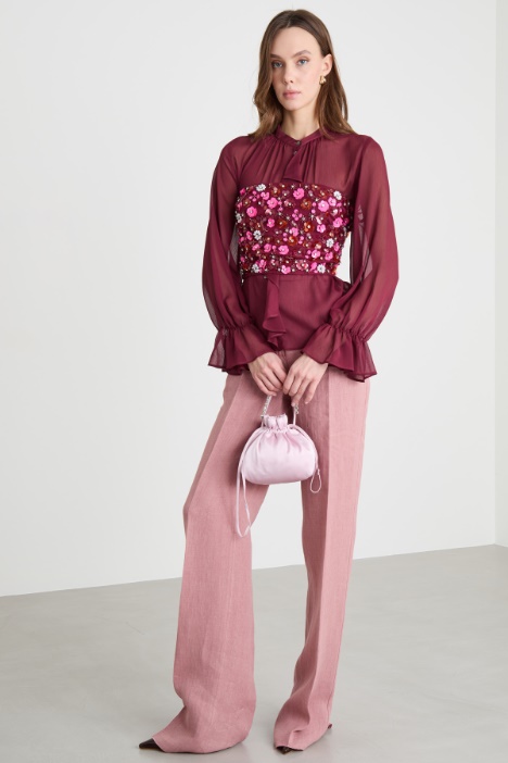 Embroidered top Intrend