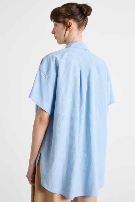 Casacca ampia con manica corta