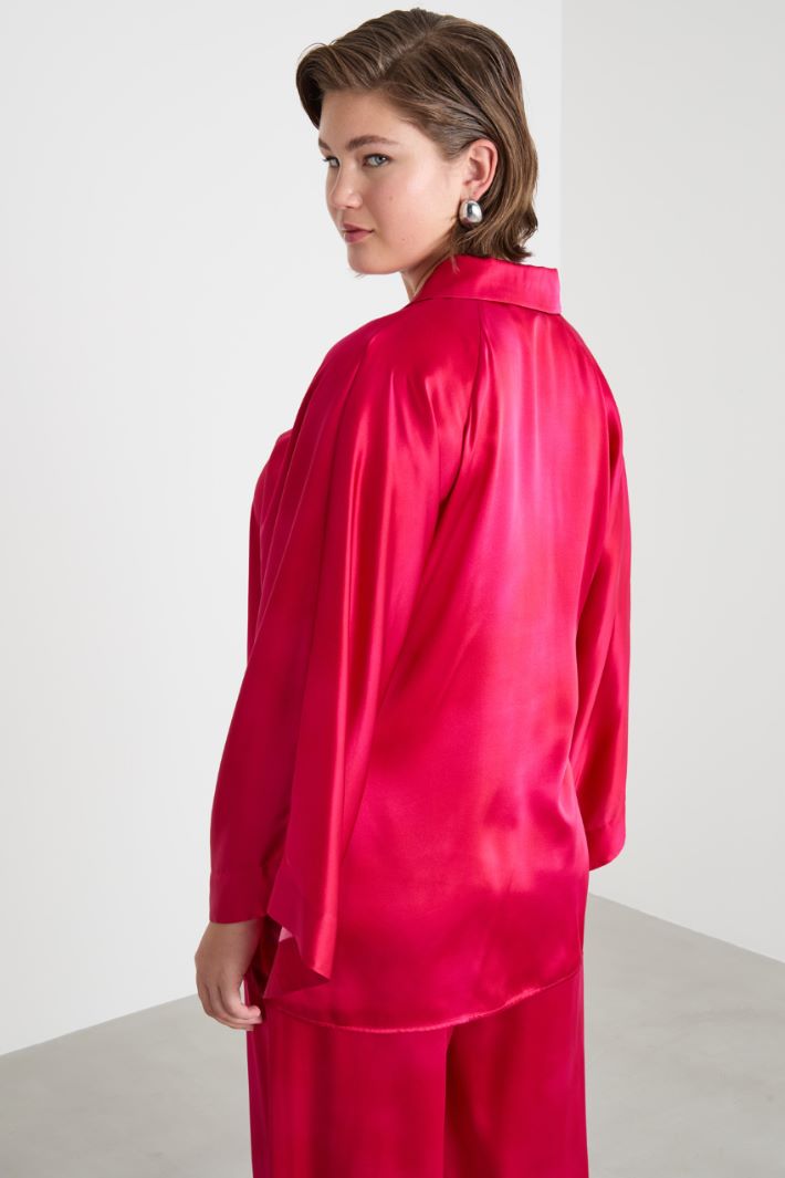 Placement-print satin blouse Intrend - 4