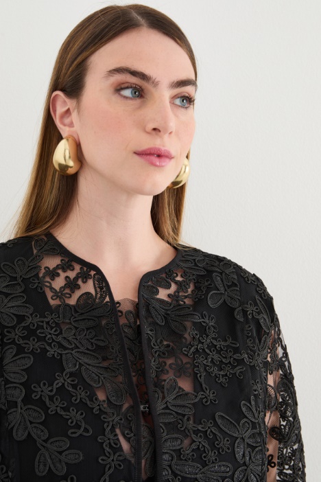 Casacca in tulle ricamato