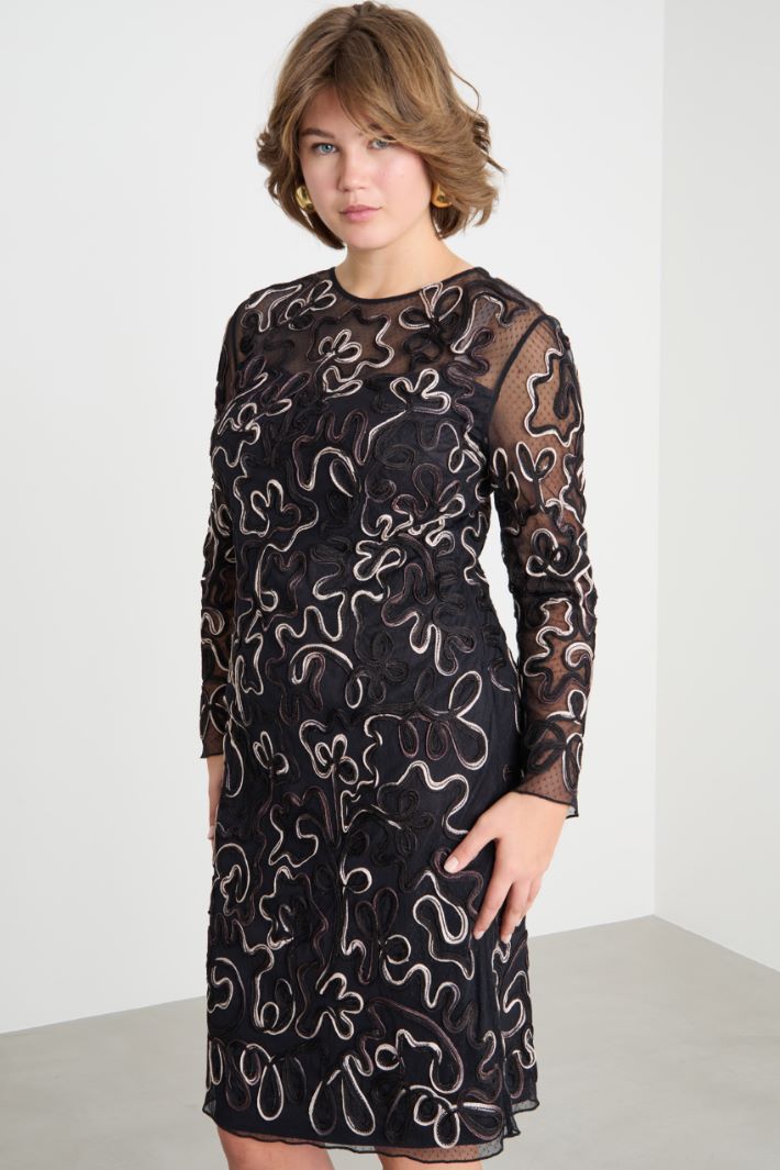 Embroidered sheath dress Intrend - 2