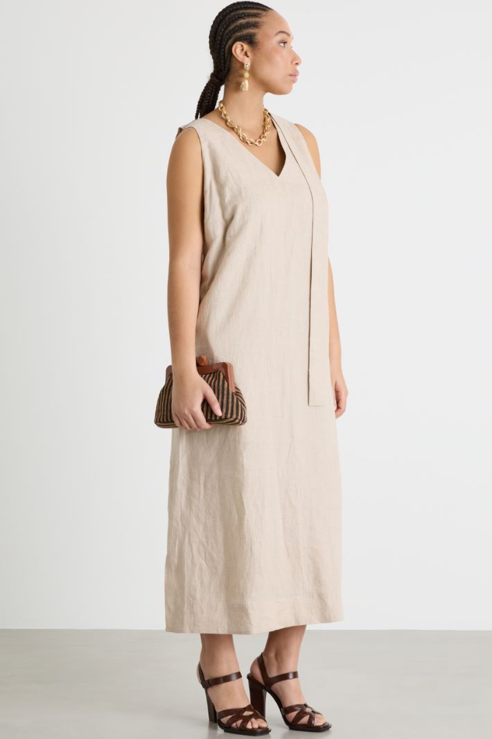 Maxi abito in tela Intrend