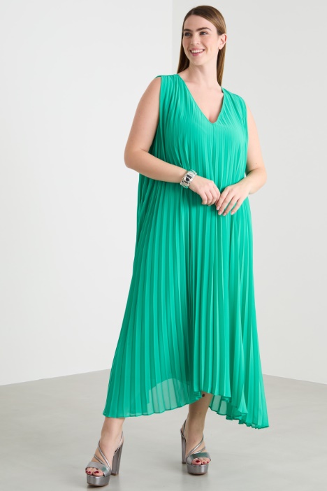 Vestido de georgette plisado