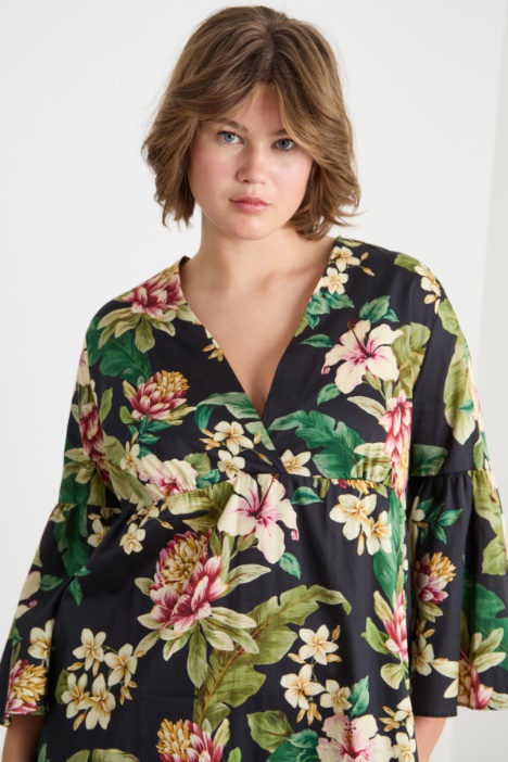 Abito in raso stampato con maniche a corolla