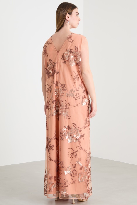 Abito lungo in tulle ricamato