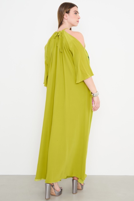 Abito ampio in crepe de chine di seta