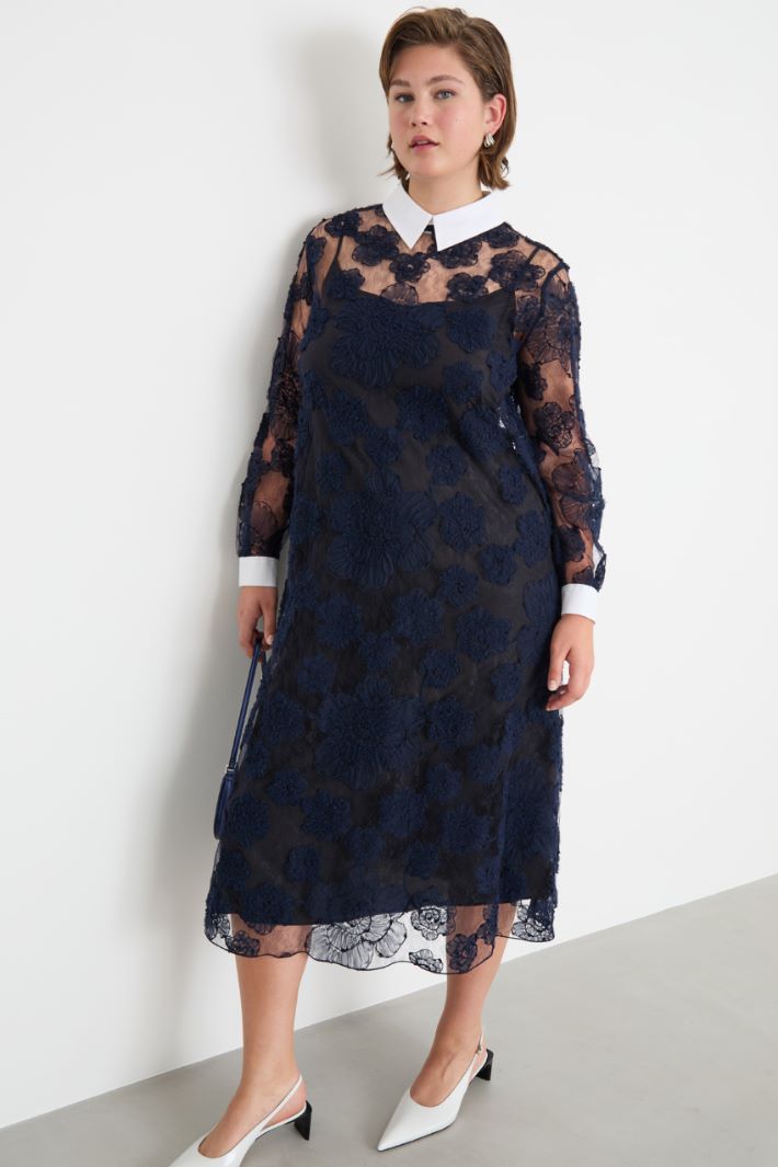Embroidered lace dress Intrend - 2