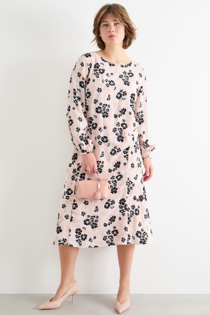 V-back midi dress Intrend - 2