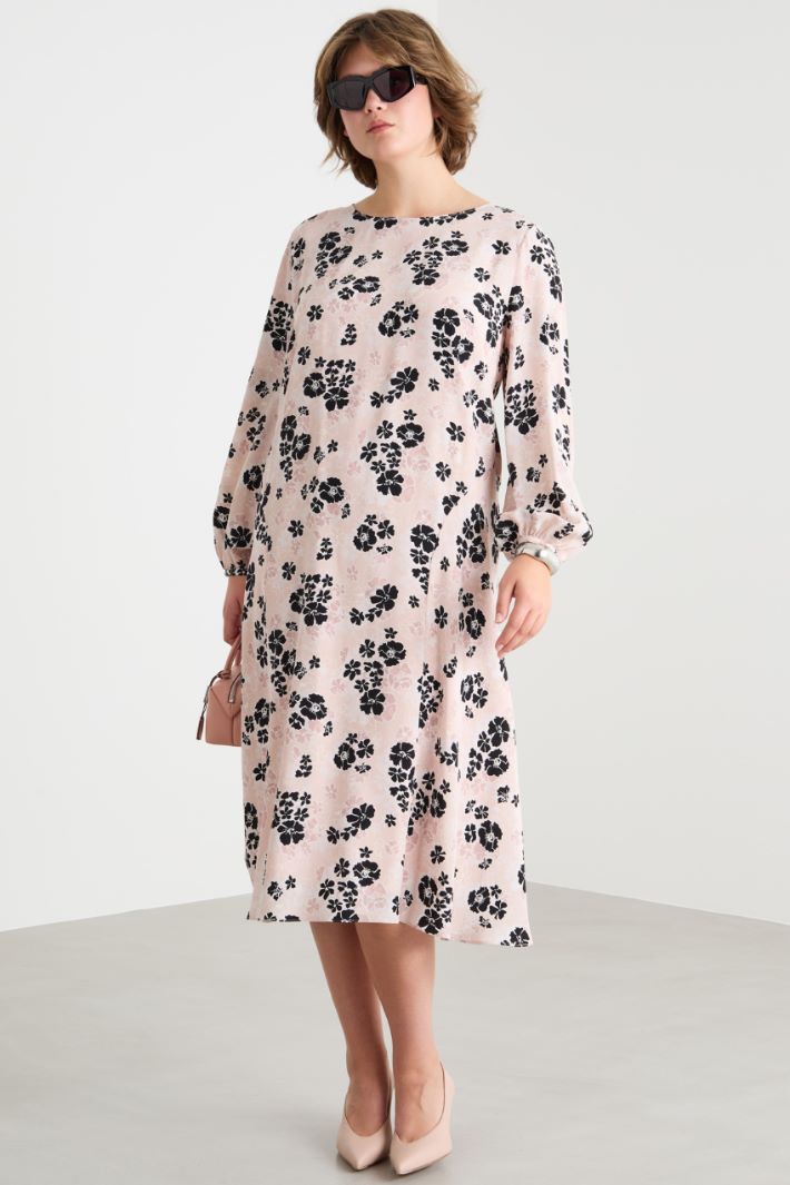 V-back midi dress Intrend