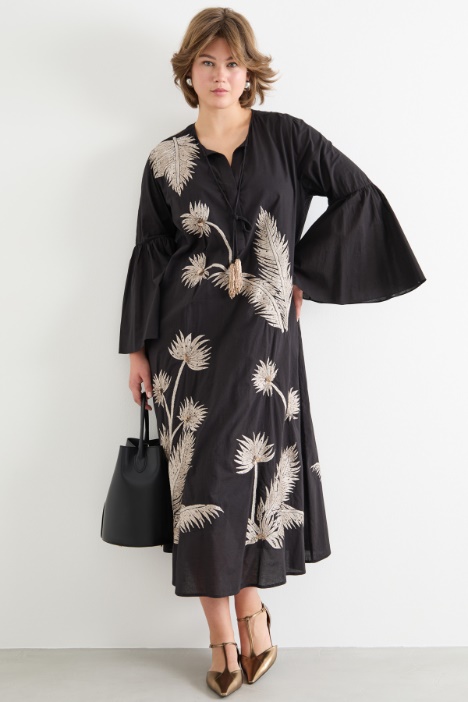 Abito in voile di cotone ricamato