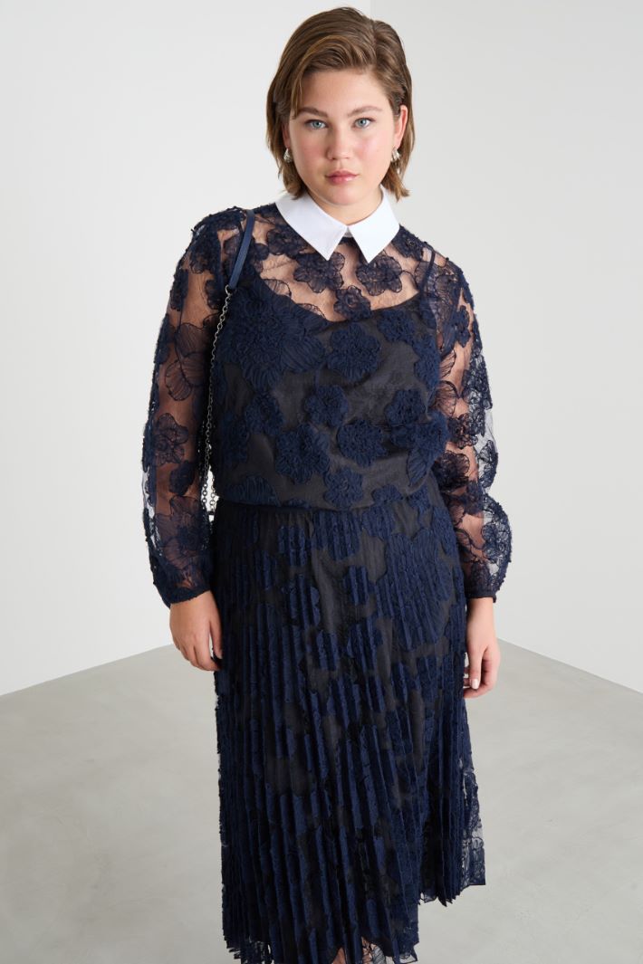 Blusa in pizzo ricamato Intrend - 2