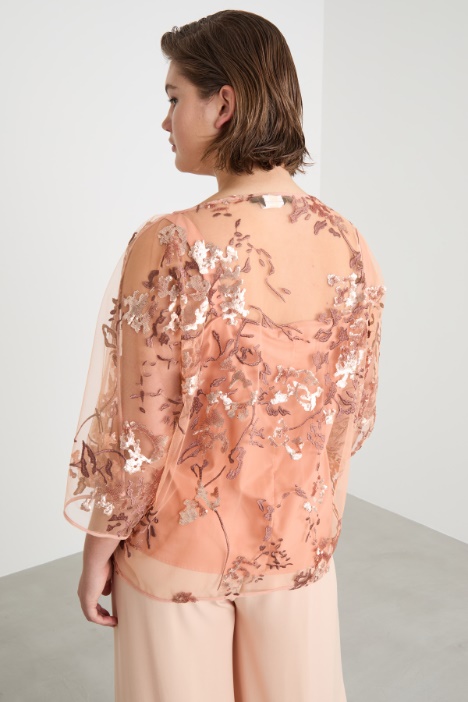 Blusa in tulle con ricamo