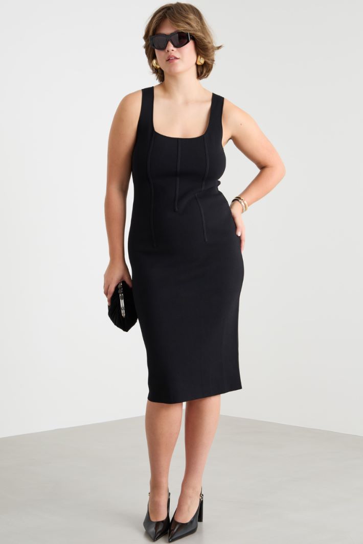 Knit sheath dress Intrend