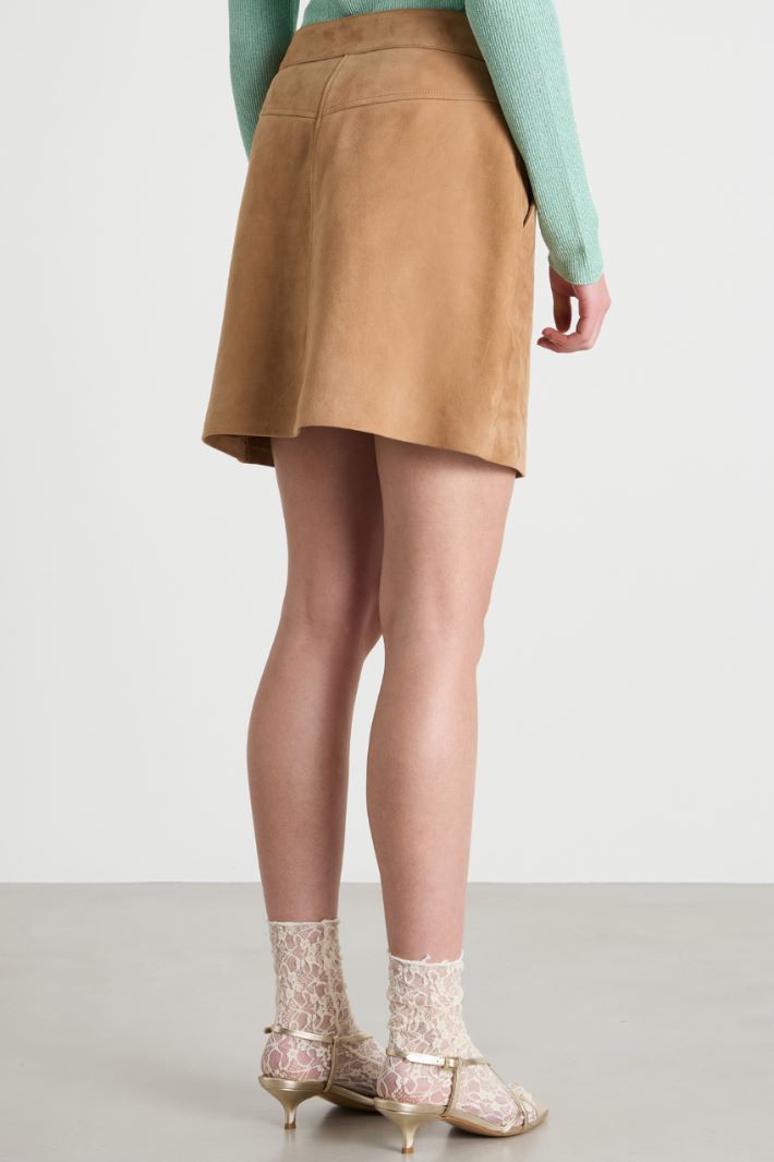 Short suede skirt Intrend - 4