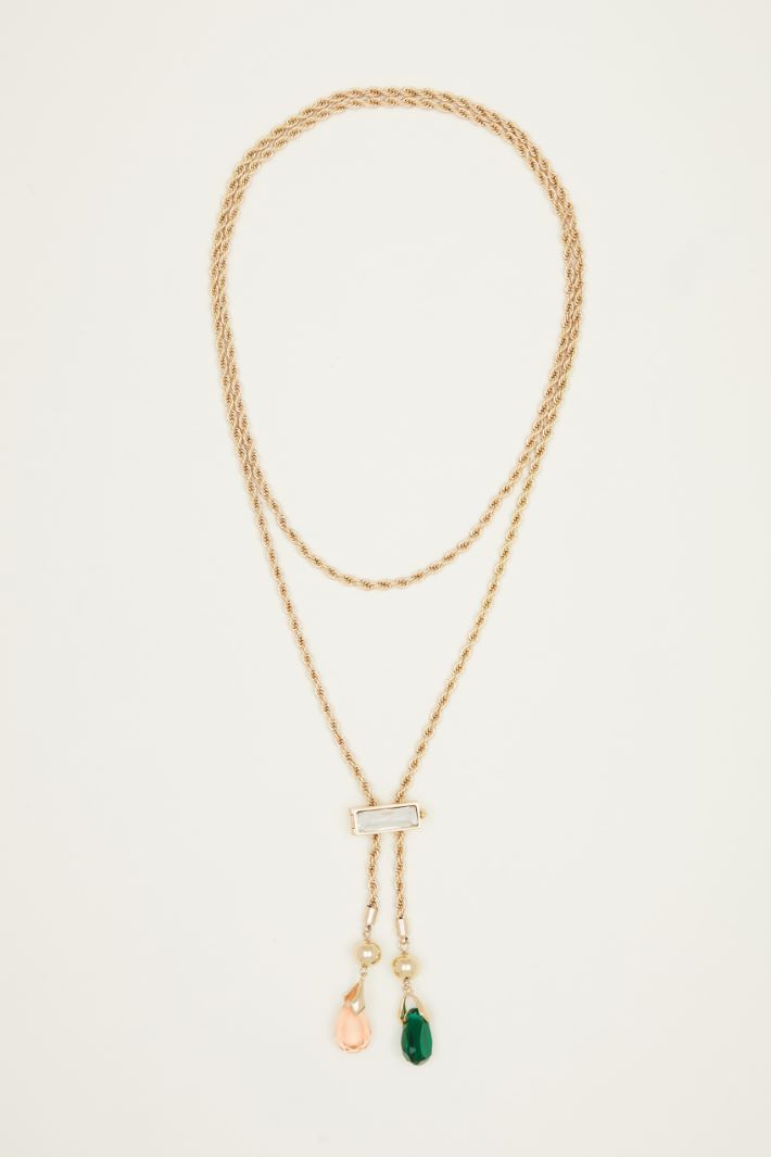 Collar ajustable con pedrería Intrend