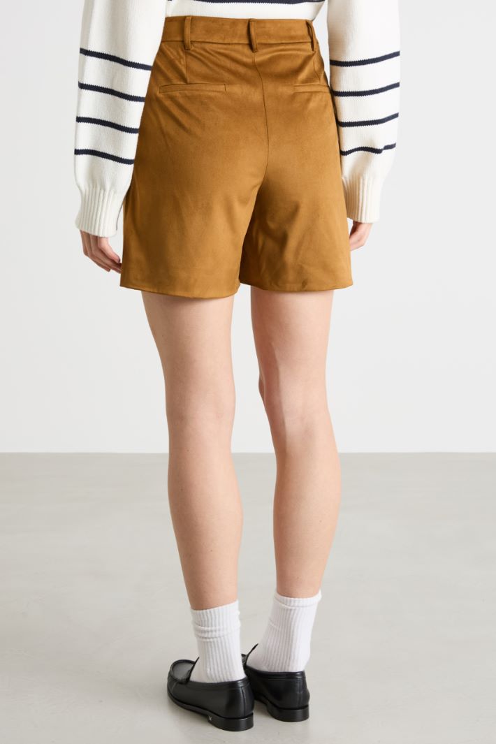 Velvet-finish shorts Intrend - 4