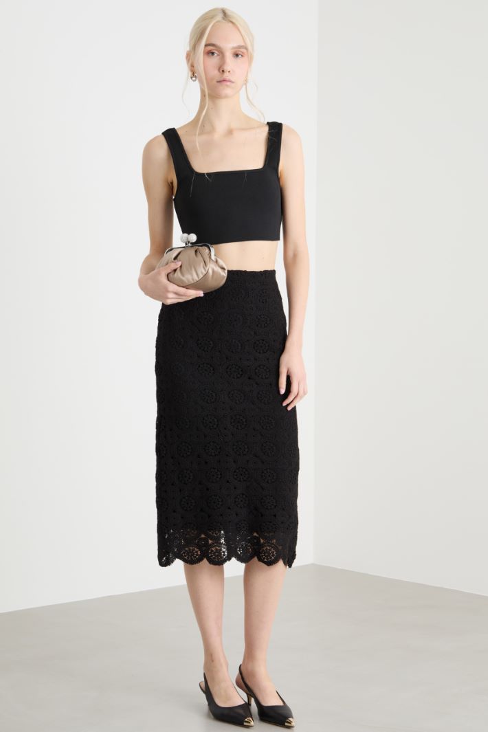 Knitted crop top Intrend