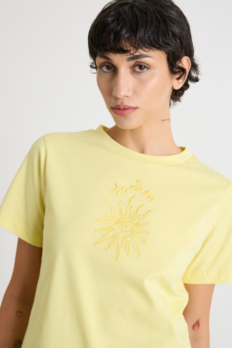 T-shirt in jersey ricamato
