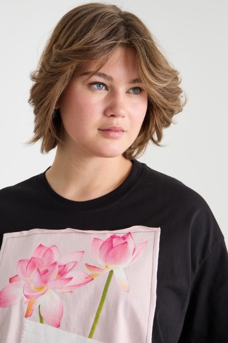 T-shirt in jersey con stampa