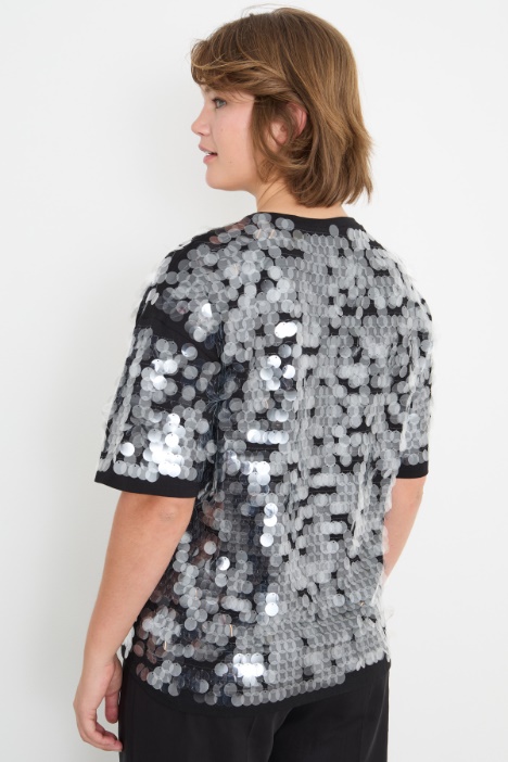 T-shirt con ricamo di paillettes trasparenti