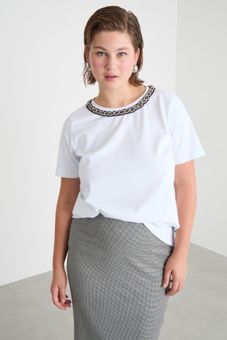 Embroidered jersey T-shirt Intrend