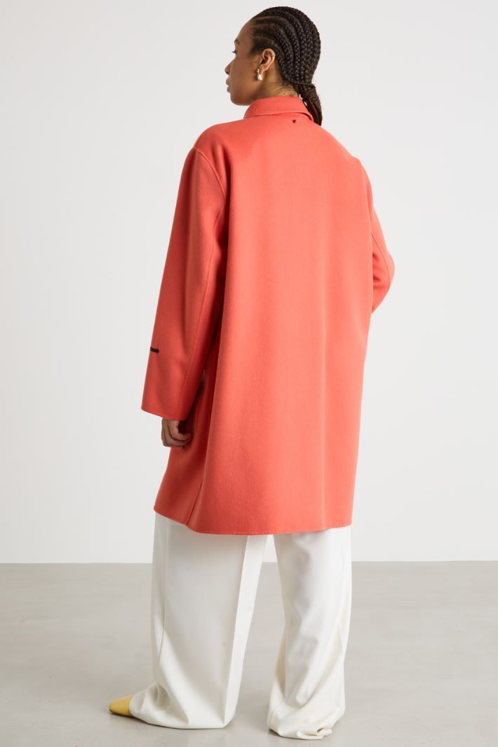 Abrigo de doble faz con bolsillos de parche Intrend - 4