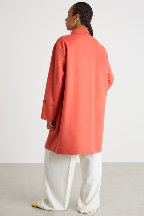 Cappotto in double con tasche applicate