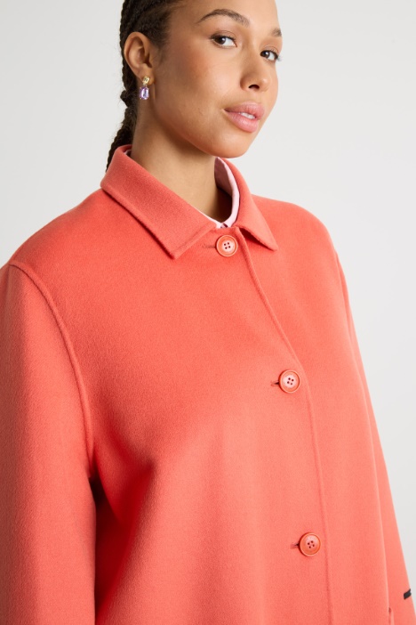 Cappotto in double con tasche applicate