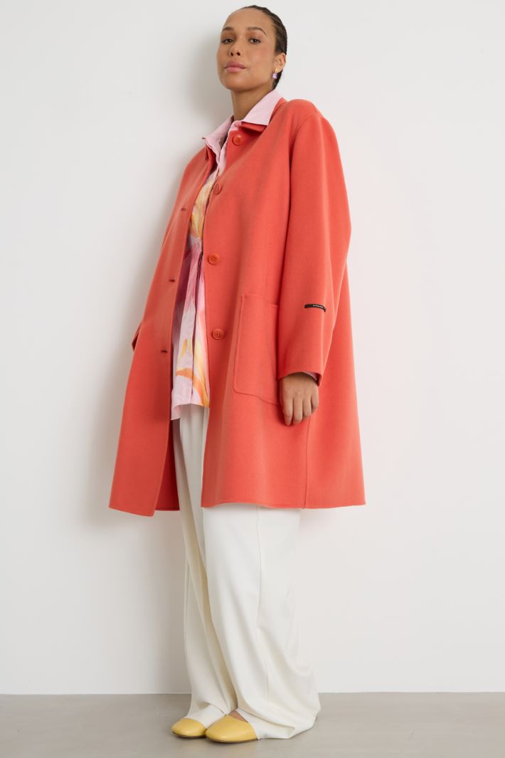 Abrigo de doble faz con bolsillos de parche Intrend