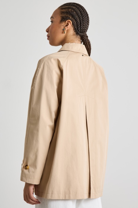 Impermeabile corto in gabardina