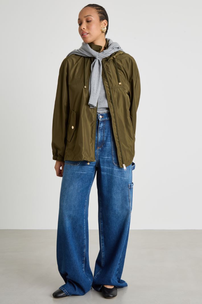 Short taffeta raincoat Intrend