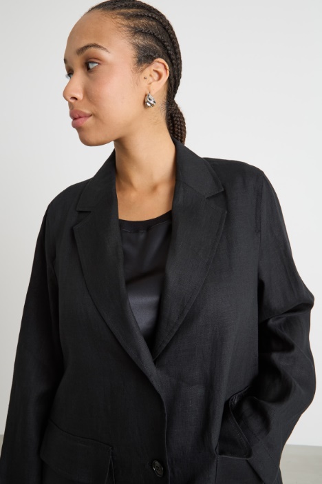 Blazer con cordón ajustable en la espalda