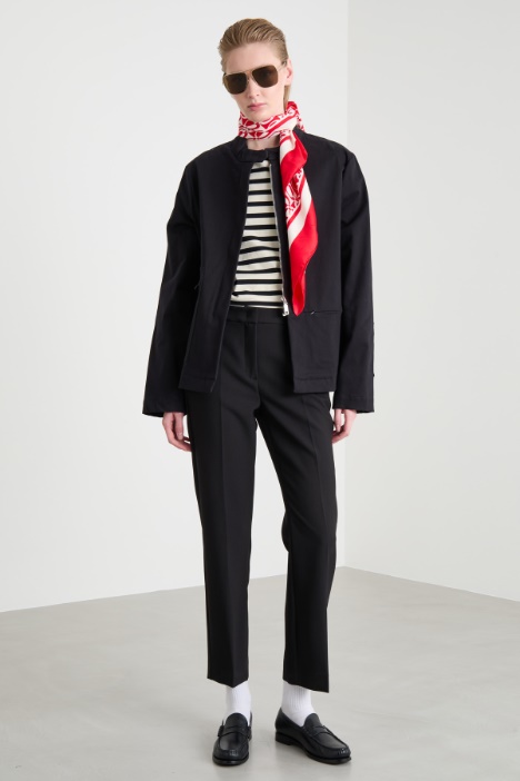 Jacket with asymmetrical pockets Intrend