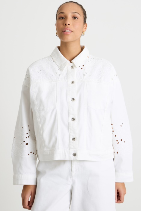 Boxy jacket with Broderie Anglaise Intrend