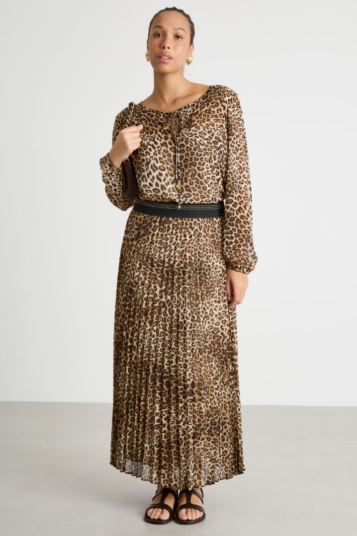 Pleated georgette maxi skirt Intrend