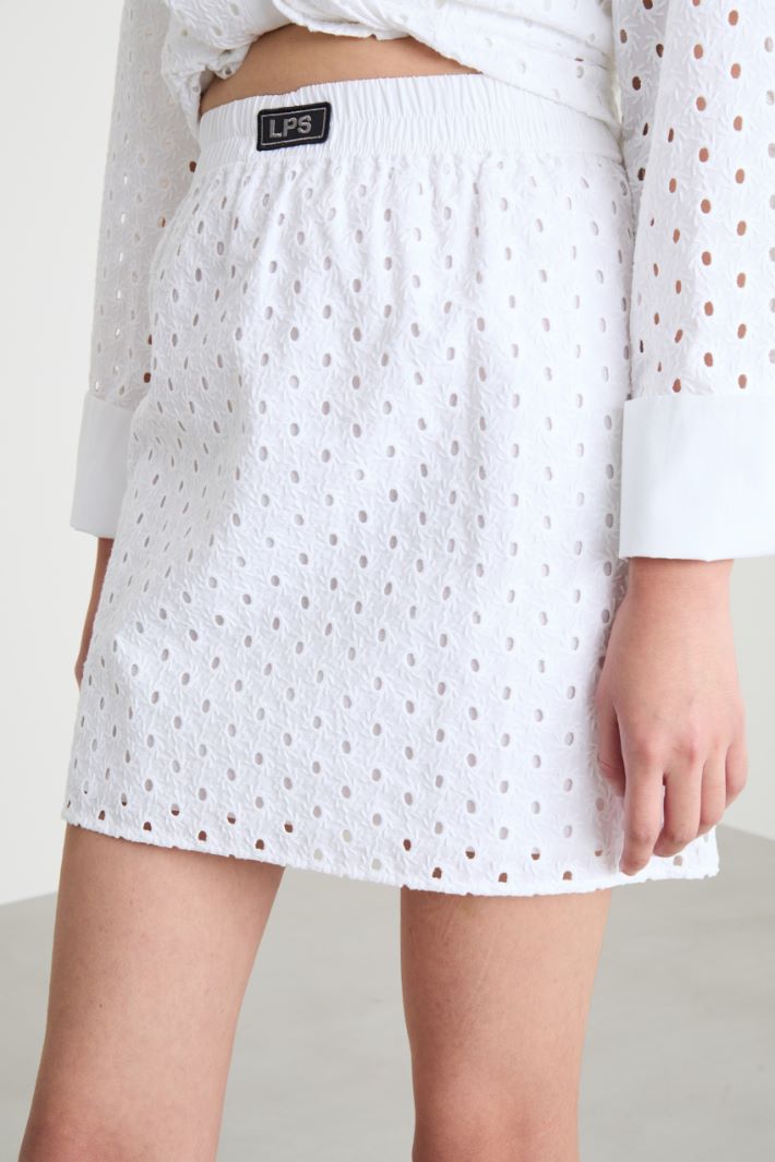 Broderie anglaise miniskirt Intrend - 3
