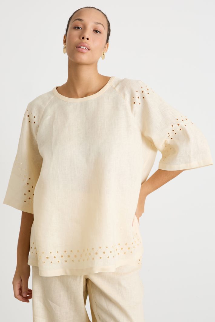 Embroidered blouse Intrend - 2