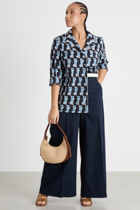 Camisa amplia de popelina estampada Intrend