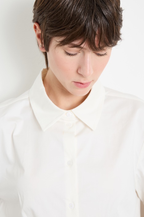 Camicia dritta con polsini alti