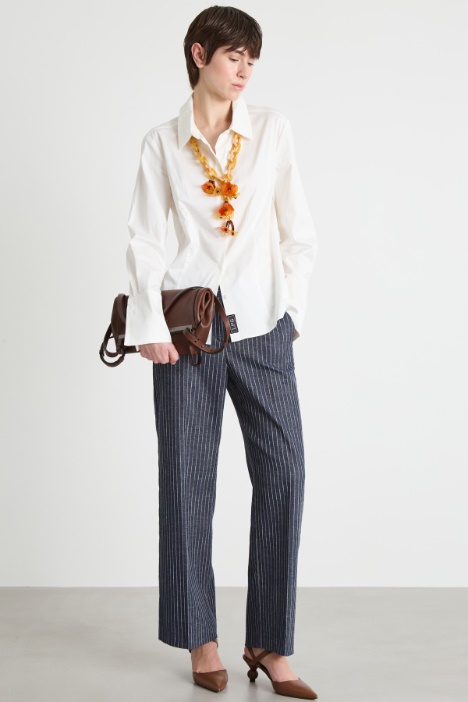 Straight-cut shirt with deep cuffs Intrend