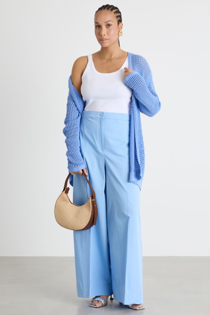 Pantalone svasato in gabardina Intrend