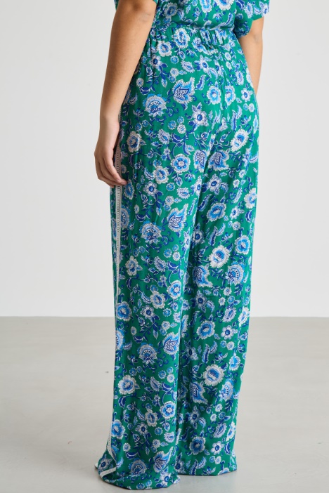 Pantalone ampio con coulisse